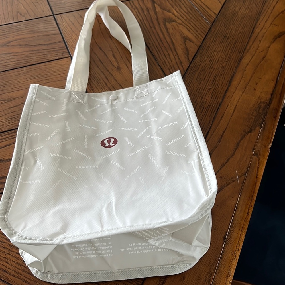 LULU Lemon bag
